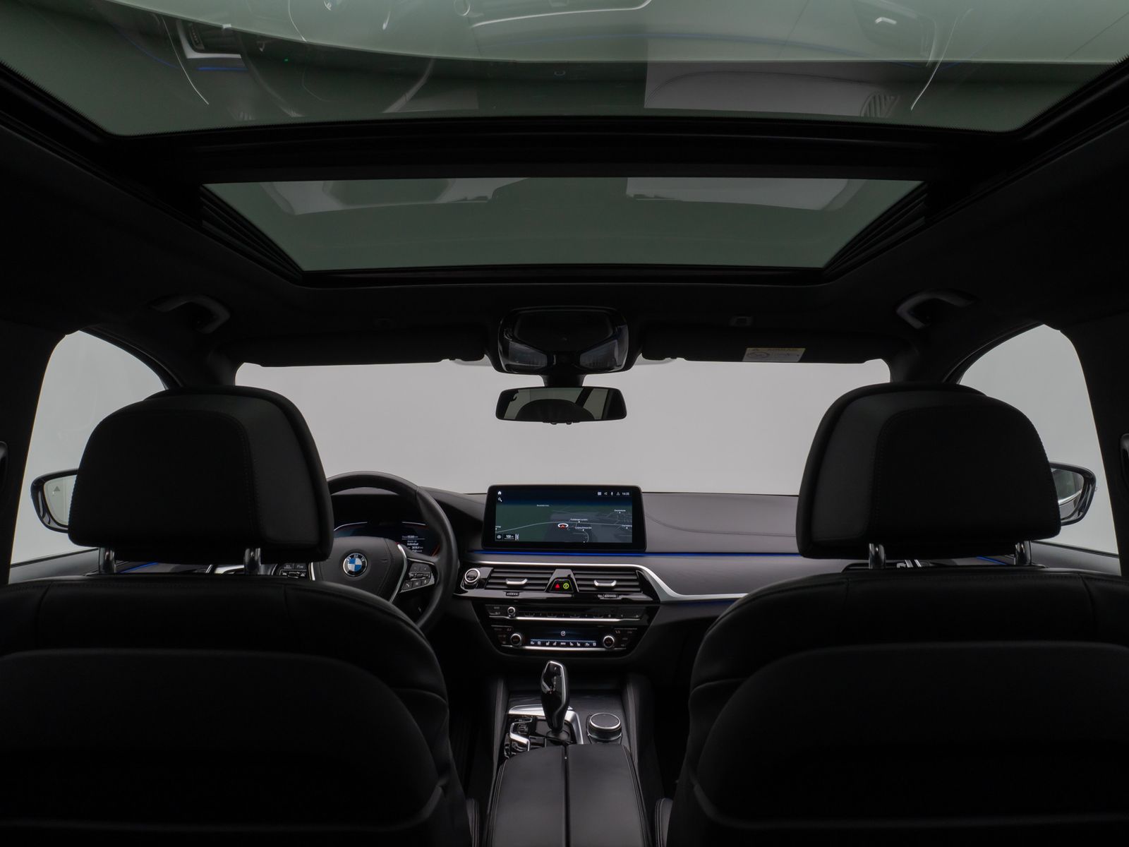 Fahrzeugabbildung BMW 540d xD LuxuryLine Panorama Laser Kamera HUD H/K