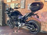 BMW F 900 XR A2 TIEF Triple Black Tief, Topcase - BMW F