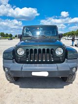 Jeep Wrangler Unlimited Sahara 3.8 Autom. Sahara - Jeep Wrangler Gebrauchtwagen Stuttgart