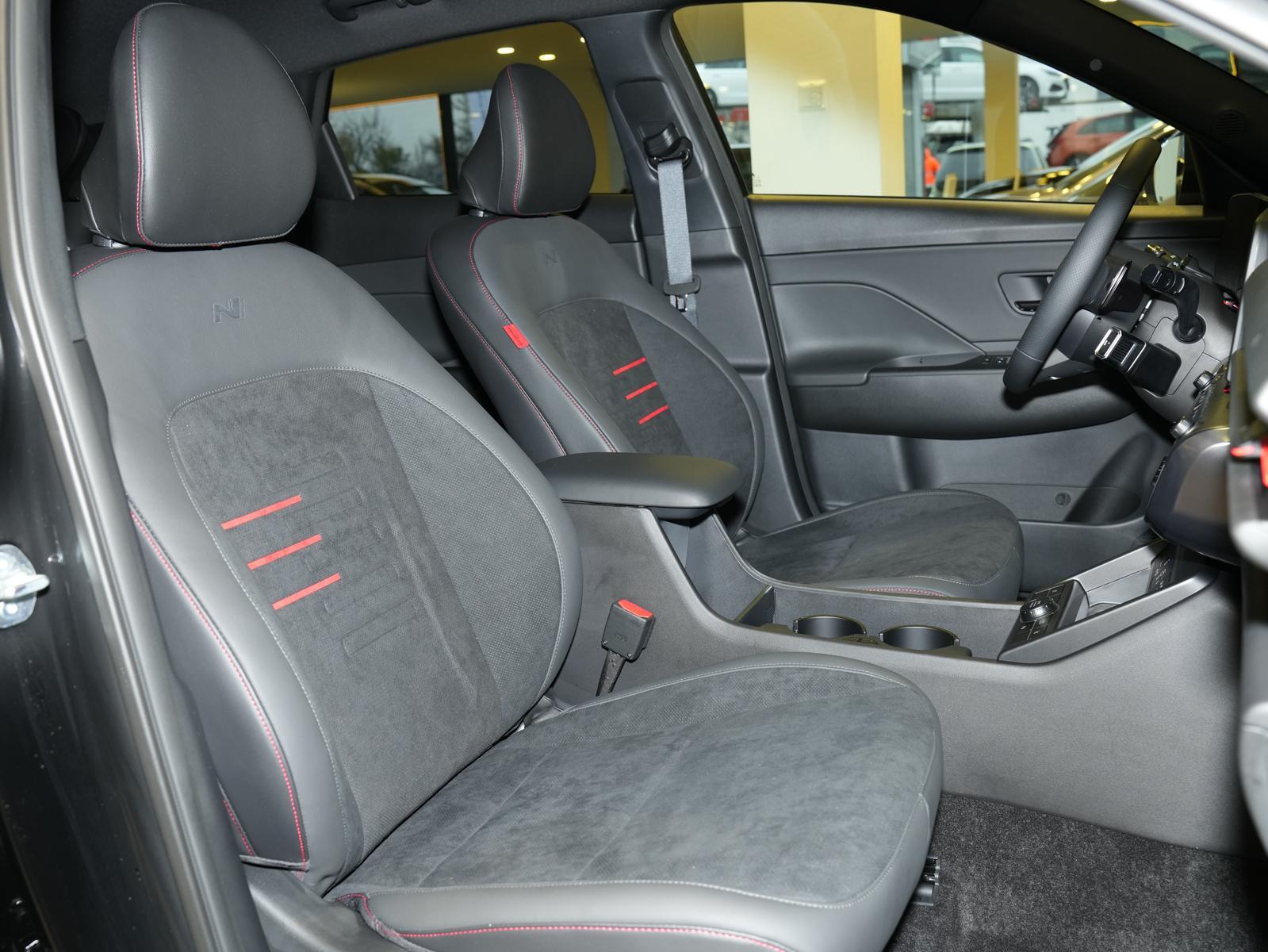 Hyundai Kona 1.6 TGDI DCT N LINE X Alcantara Navi 180PS, миниатюра 3