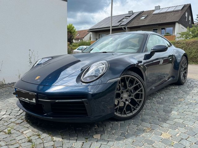 PORSCHE 992 Carrera Coupé Carrera