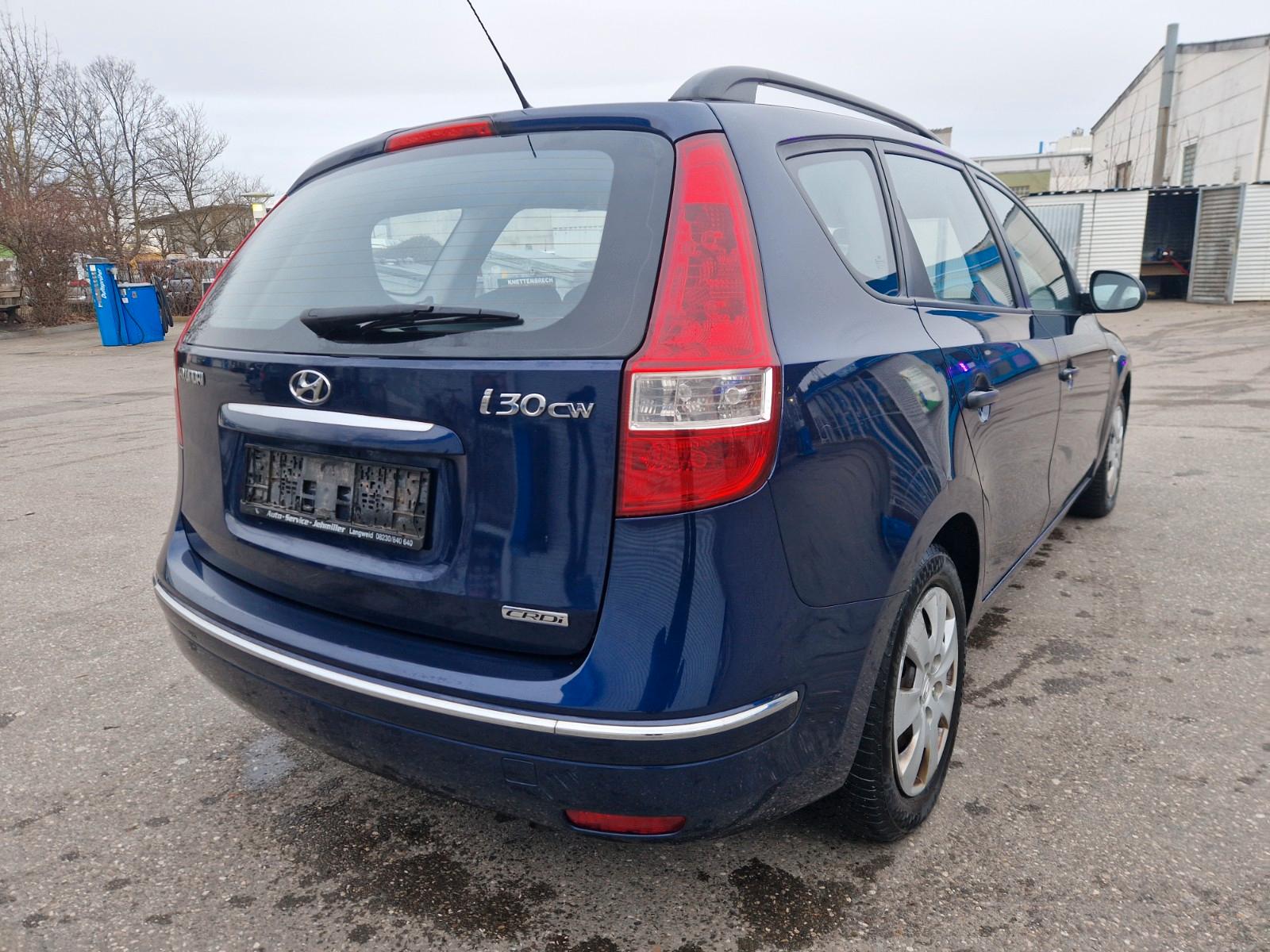 Hyundai i30 CW 1.6 CRDi Gepflegt,Klima,Scheckheft