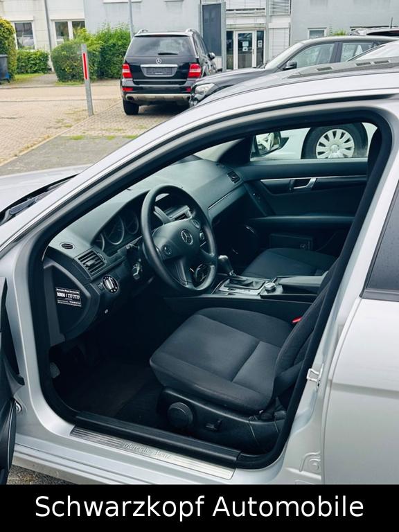 Mercedes-Benz C 230