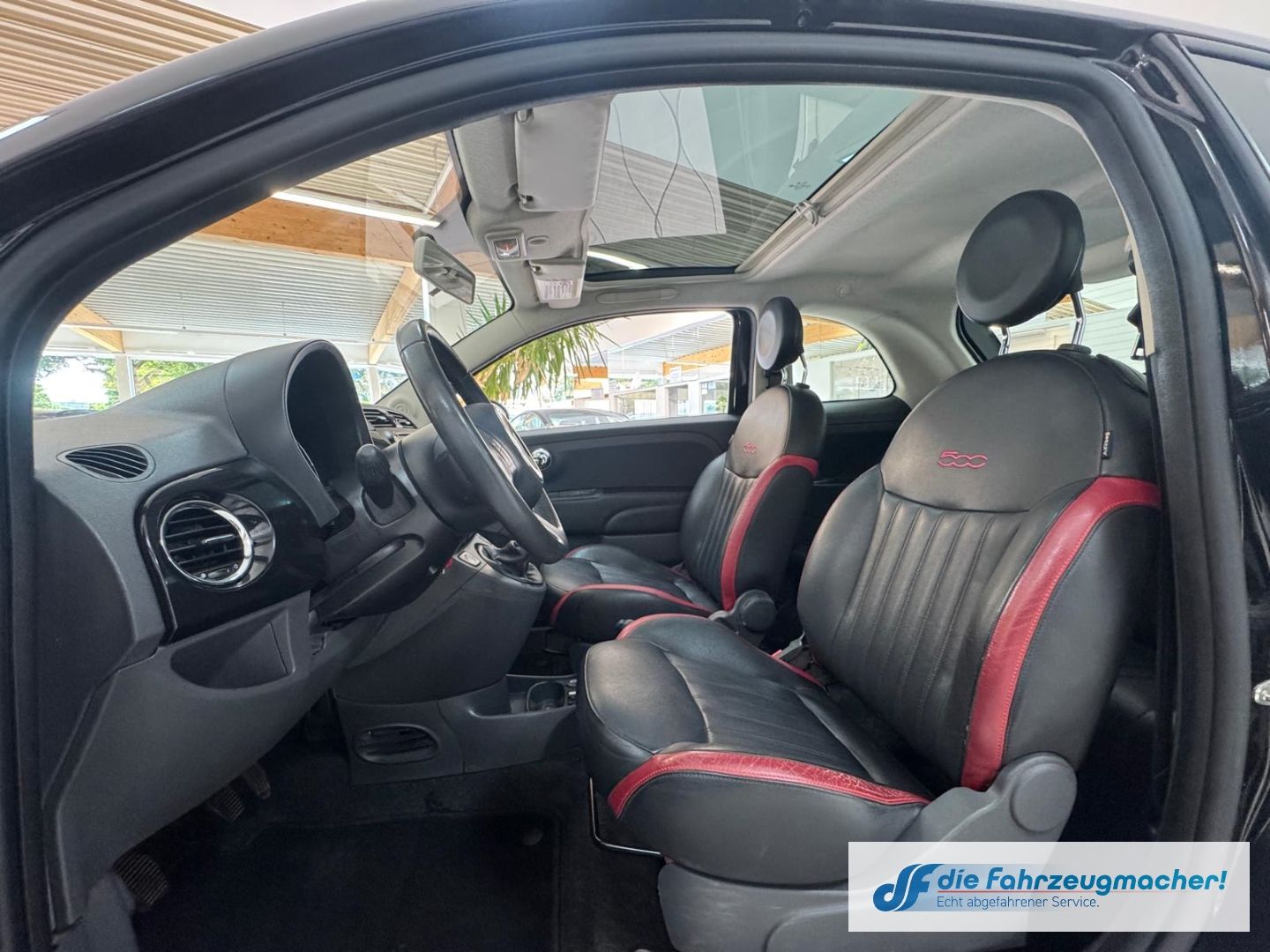 Fahrzeugabbildung Fiat 500 Cult 1.2 8V Leder Klimaautom Tel.-Vorb. PDC
