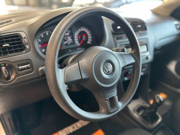 MYAUTOCENTER – Gebraucht- und Jahreswagen mit Werkstattservice in Pfaffenhofen Volkswagen Polo V Trendline *1-HAND*KLIMAANLAGE*tÜV:827*
