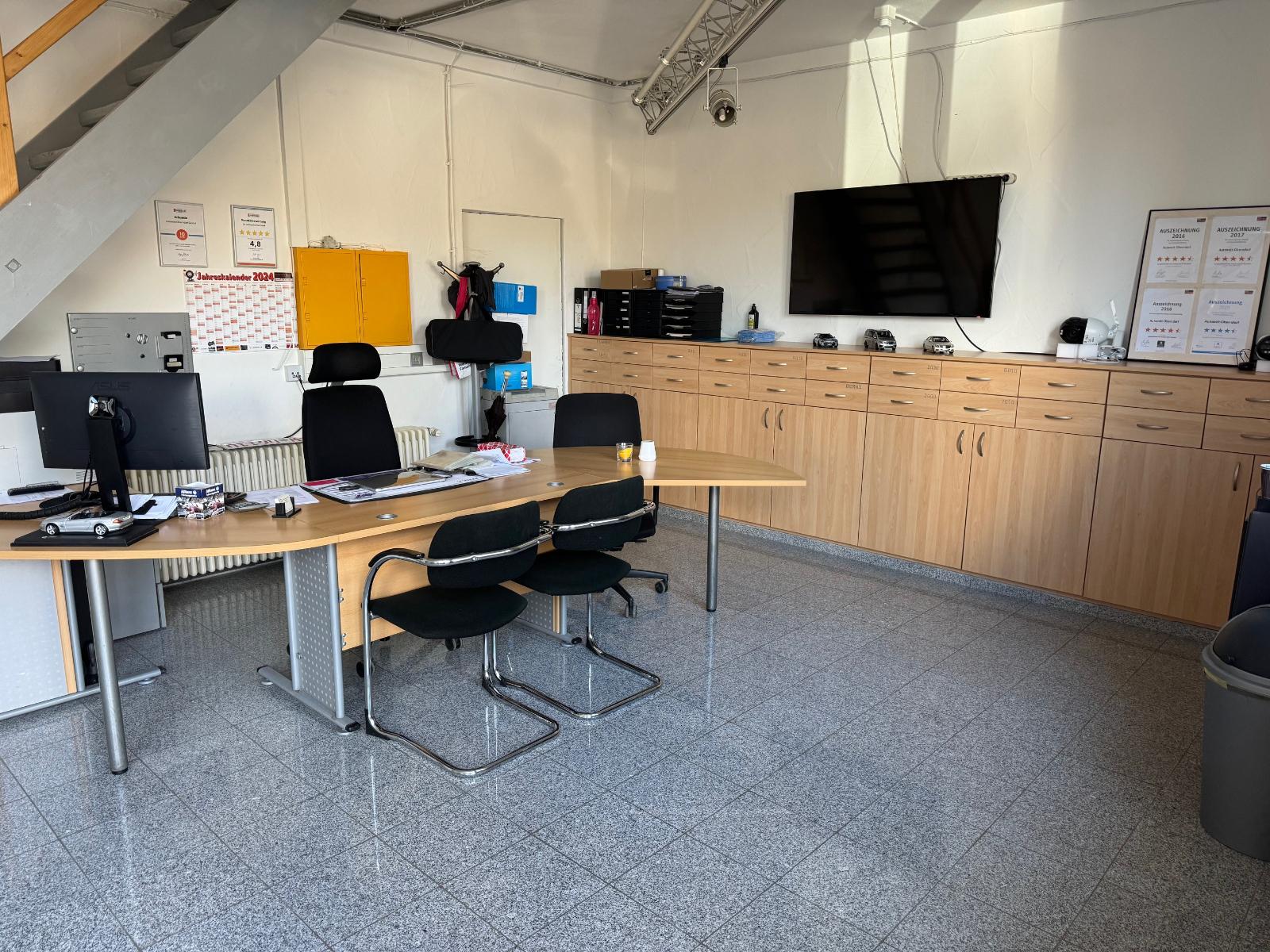 showroom-image-main