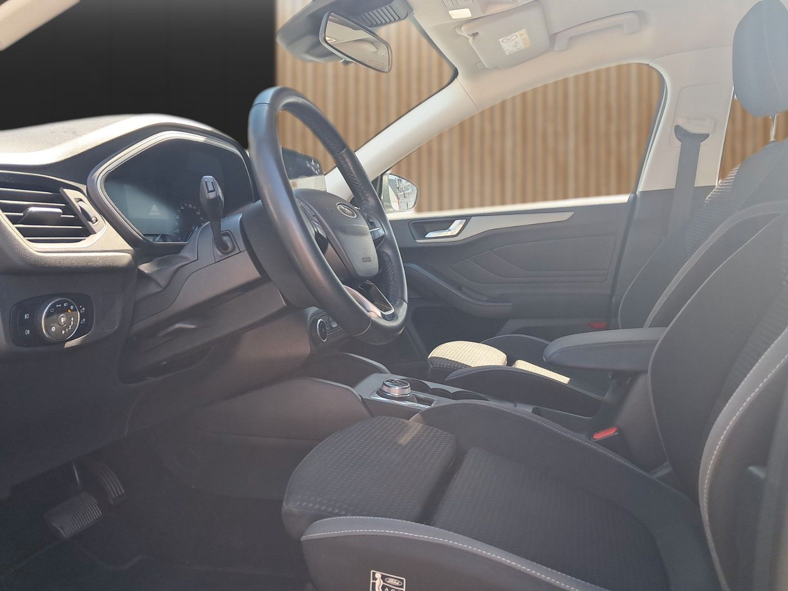 Fahrzeugabbildung Ford Focus Turnier Cool & Connect