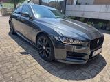 Jaguar XE 25t 250PS R-Sport Automatik R-Sport - Jaguar XE R-Sport mit Benzin-Antrieb