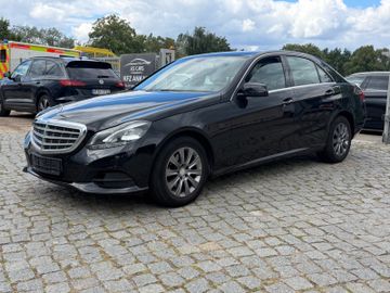 Mercedes E 200 - 1