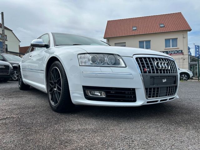 Audi S8 5.2 QUATTRO ACC + STAND-HZ+ SITZBEL + B & O