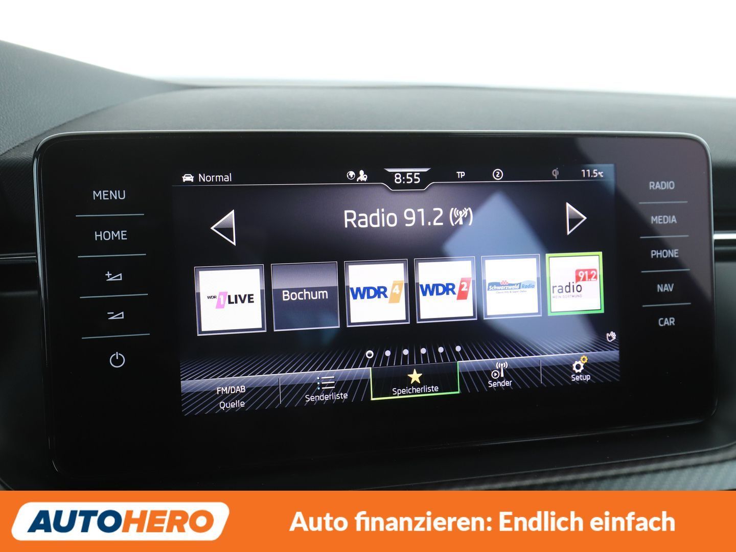 Skoda Kamiq 1.5 TSI ACT Monte Carlo Aut. NAVI LED ACC foto 22