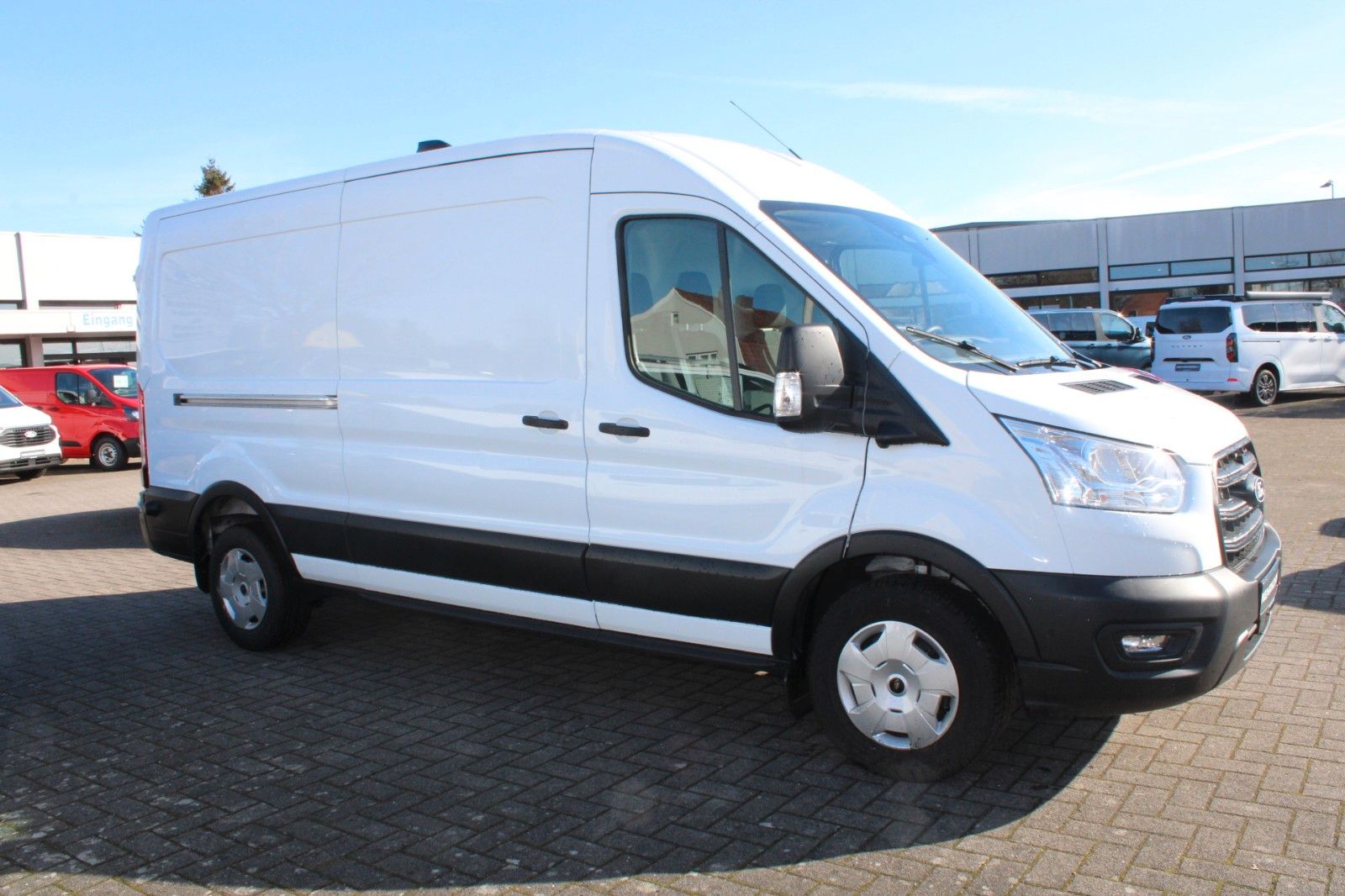 Fahrzeugabbildung Ford Transit L3 H2 TREND AHK NAVI 360° ACC WinterPak