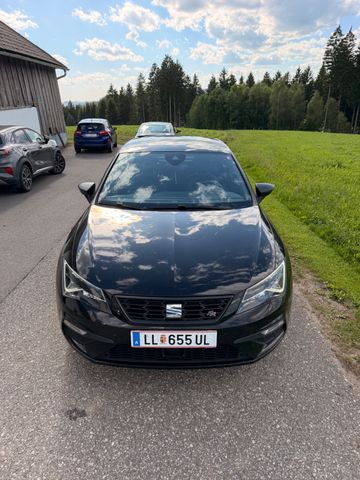 SEAT Leon 1.5 TGI FR Black Matt Edit. DSG Sportst...