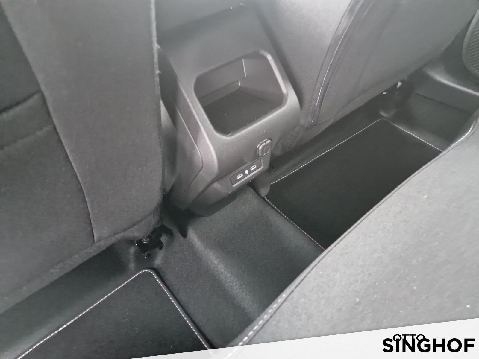 Fahrzeugabbildung Dacia Duster Journey Eco-G 120