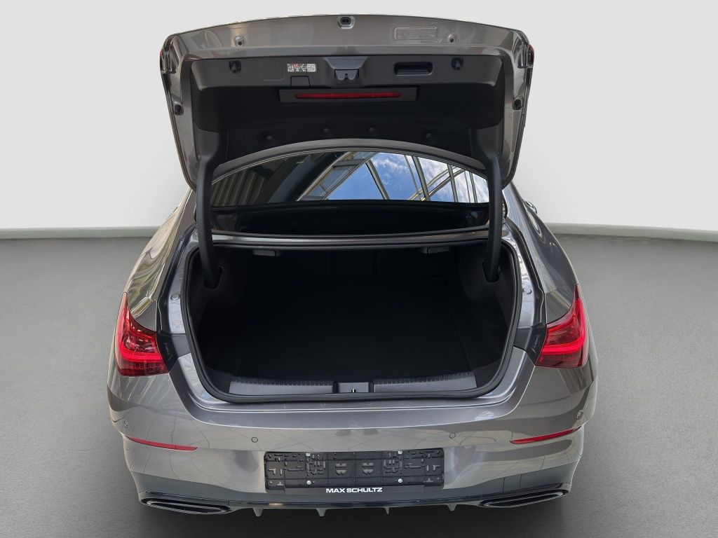 Fahrzeugabbildung Mercedes-Benz CLA 200 Coupé Fernlichtass.*KeyLess*LED*PDC*ACC