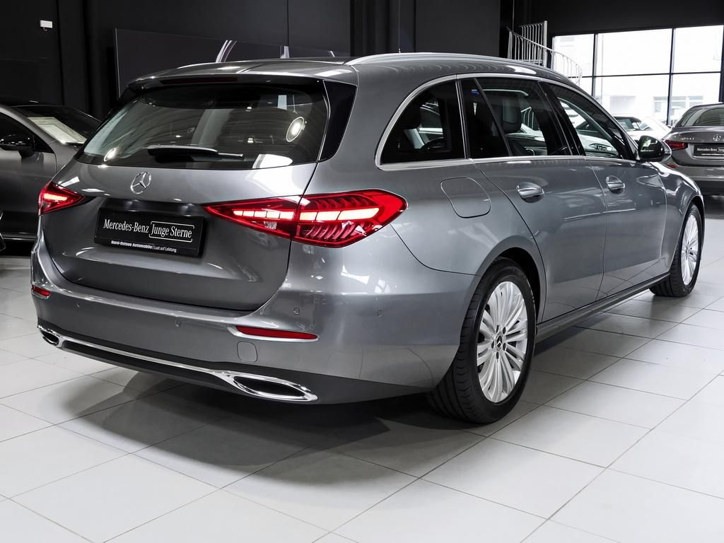 Mercedes-Benz C 220 d T TEMPOMAT MBUX LED KEYLESS foto 6
