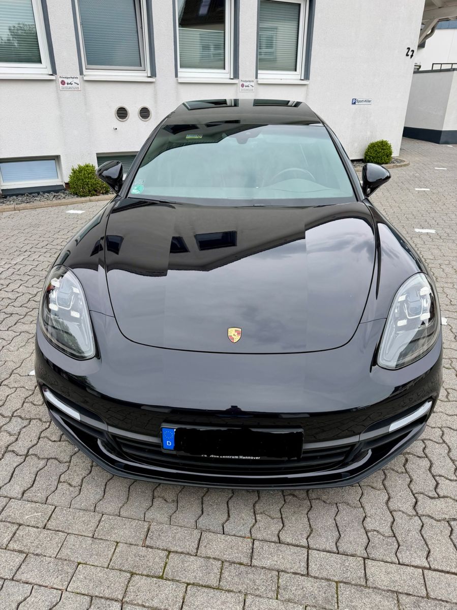 PORSCHE Panamera 4 Sport Turismo -