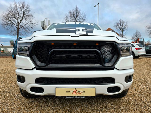 Dodge RAM 5.7 HEMI Offroad 4x4 Gen.5 / 2" Lift / Breit