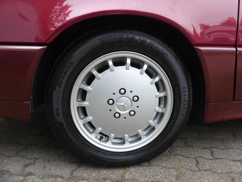 Mercedes-Benz SL 300