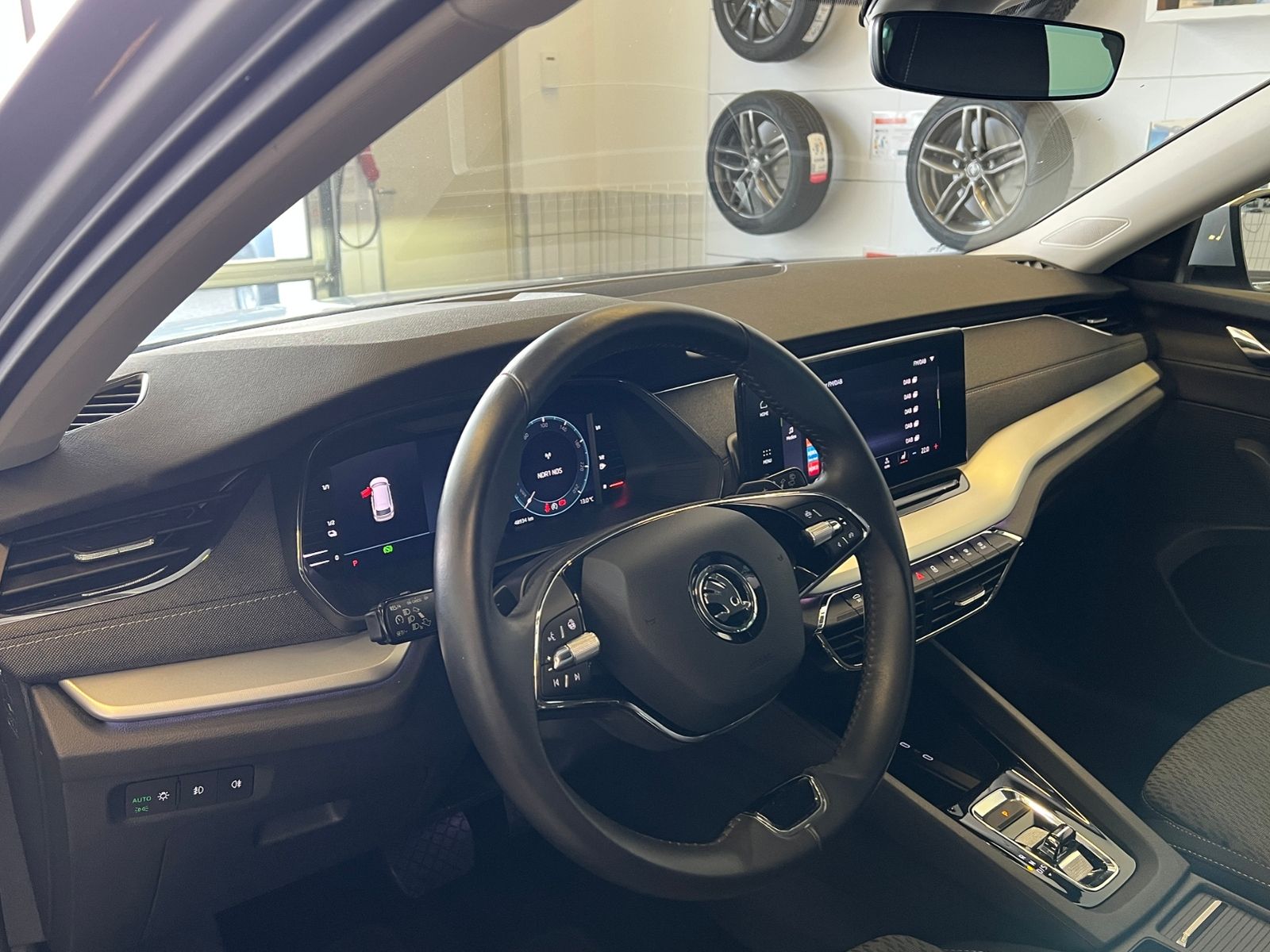 Fahrzeugabbildung SKODA Octavia Combi 1.4 TSI iV Style*Garantie, Matrix-