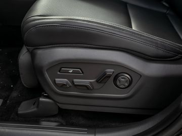 Hyundai Santa Fe 1.6 T-GDI Hybrid 158 kW 2WD Blackline
