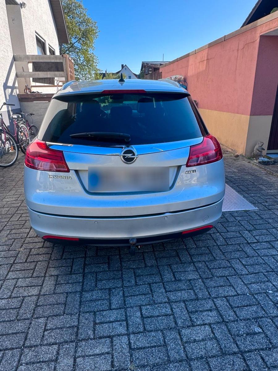 Opel Insignia 2011 — двигун 160 HP (118kW)