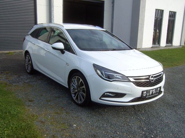 Opel Astra K Sports Tourer/Navi/PDC/SHZ/AHK/wenig KM