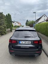 Mercedes-Benz GLC 300 de 4MATIC Autom. - - Mercedes-Benz GLC 300 Hybrid (Diesel/Elektro): Luftfederung