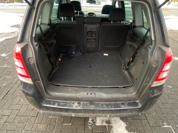 Bild 11 Opel ZAFIRA B FAMILY PLUS AHK XENON KLEINE MÄNGEL