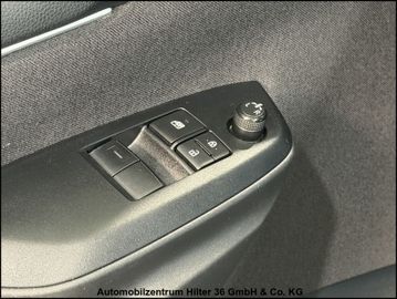 Toyota Yaris - 10