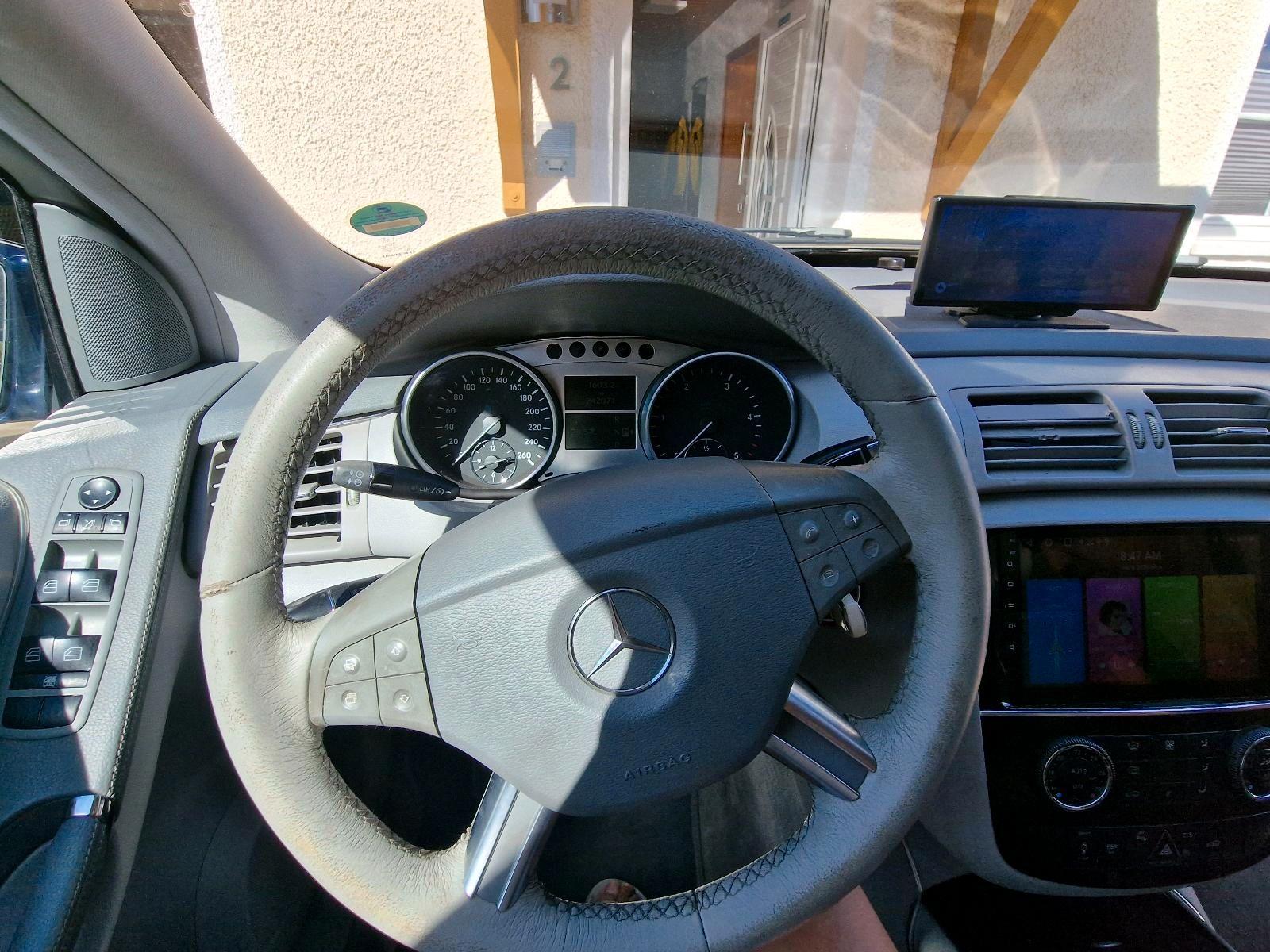 Mercedes-Benz R320 2007 — photo 15