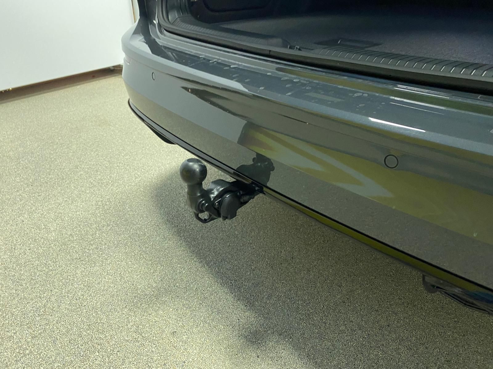 Fahrzeugabbildung Volkswagen Variant 2.0 TSI 4Mot R-Line BlackStyle+AHK+MATRI
