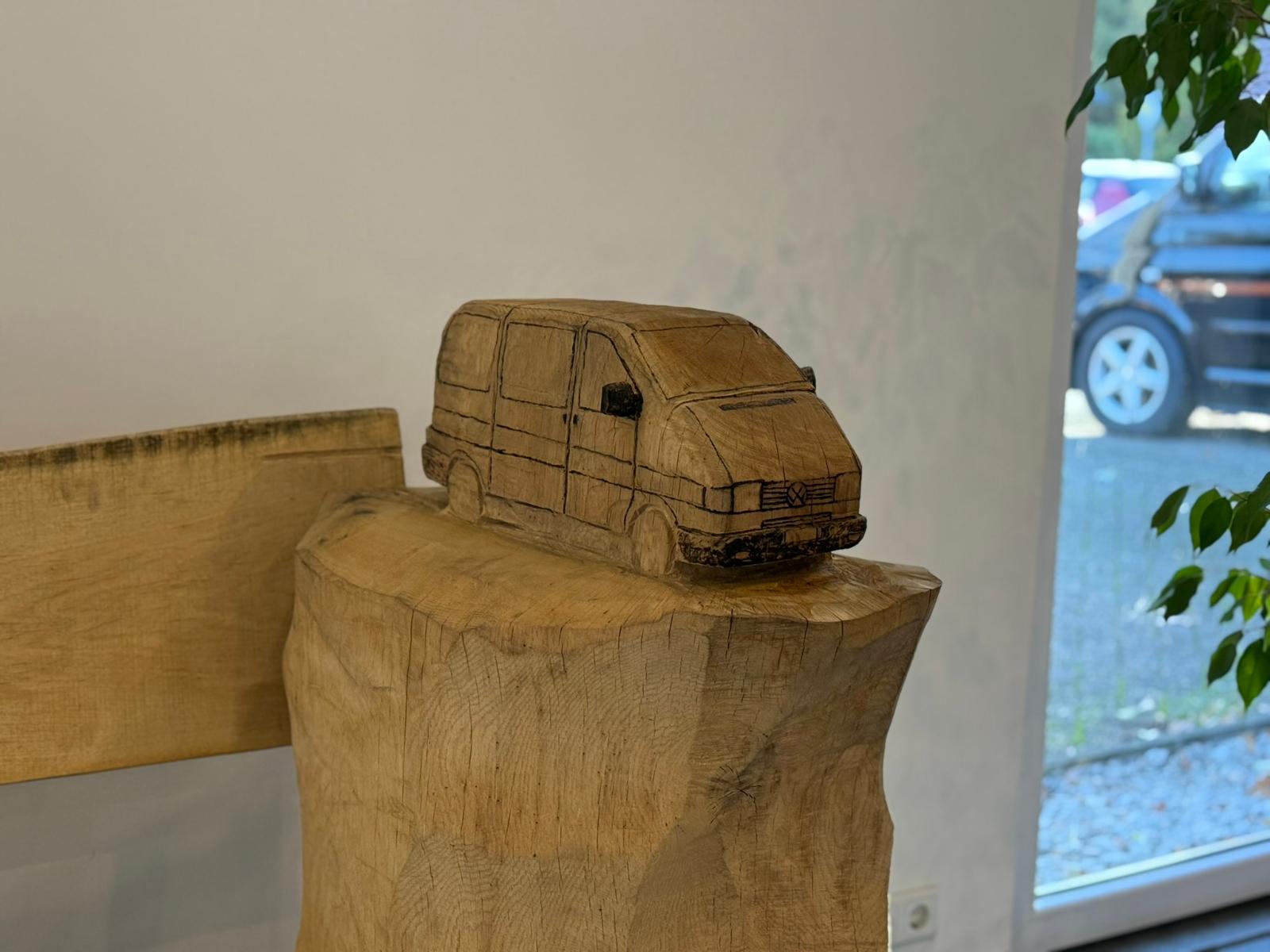 showroom-image-top