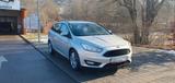 Ford Focus Turnier Business*NAVI*SHZ*PDC*KLIMA*AHK* - Ford Focus Business mit Diesel-Antrieb