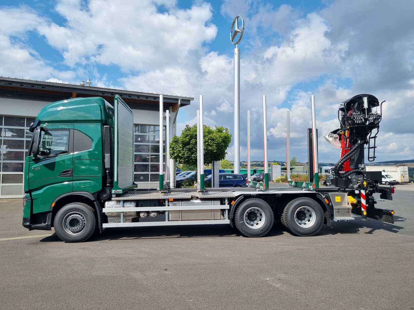 Fahrzeugabbildung Iveco X-WAY AS300X57ZP ON+ 6x4 Palfinger Epsilon M12 Z