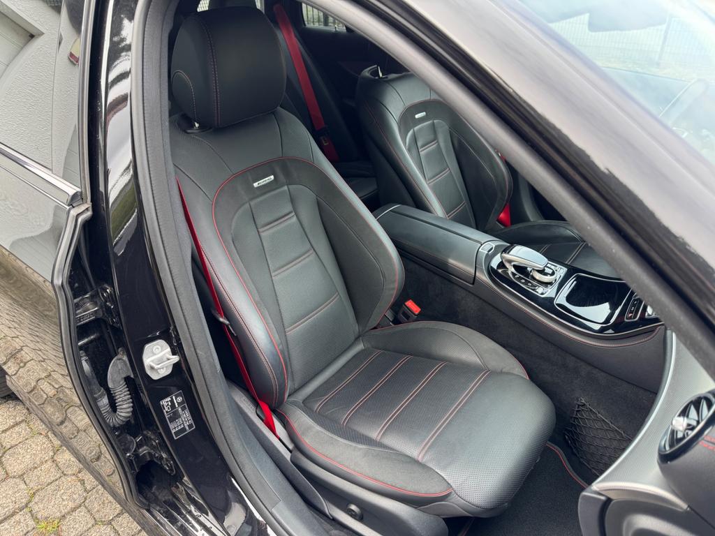 Mercedes-Benz E 43 AMG