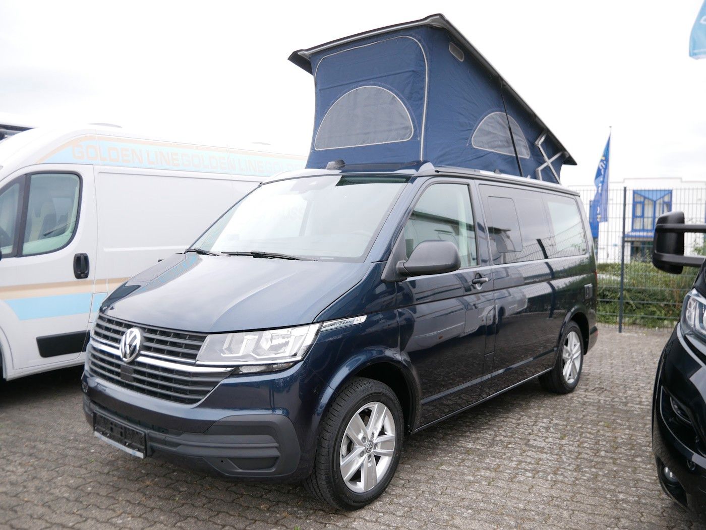 Fahrzeugabbildung Volkswagen T6 2.0 TDI California Coast AHK DSG Kamera NAVI