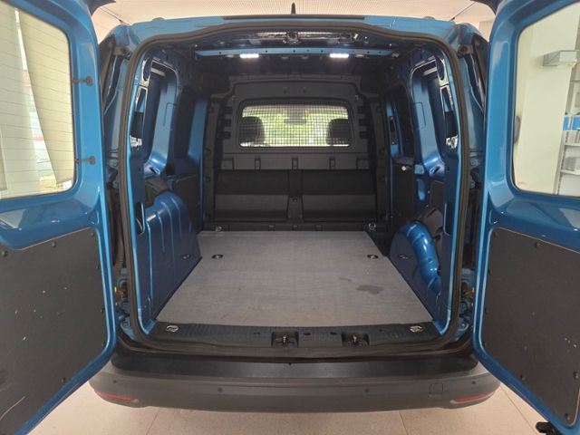 Caddy Cargo 2.0 TDI DSG LED NAV ACC STH vorbAHK