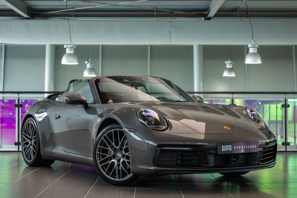 Porsche 992