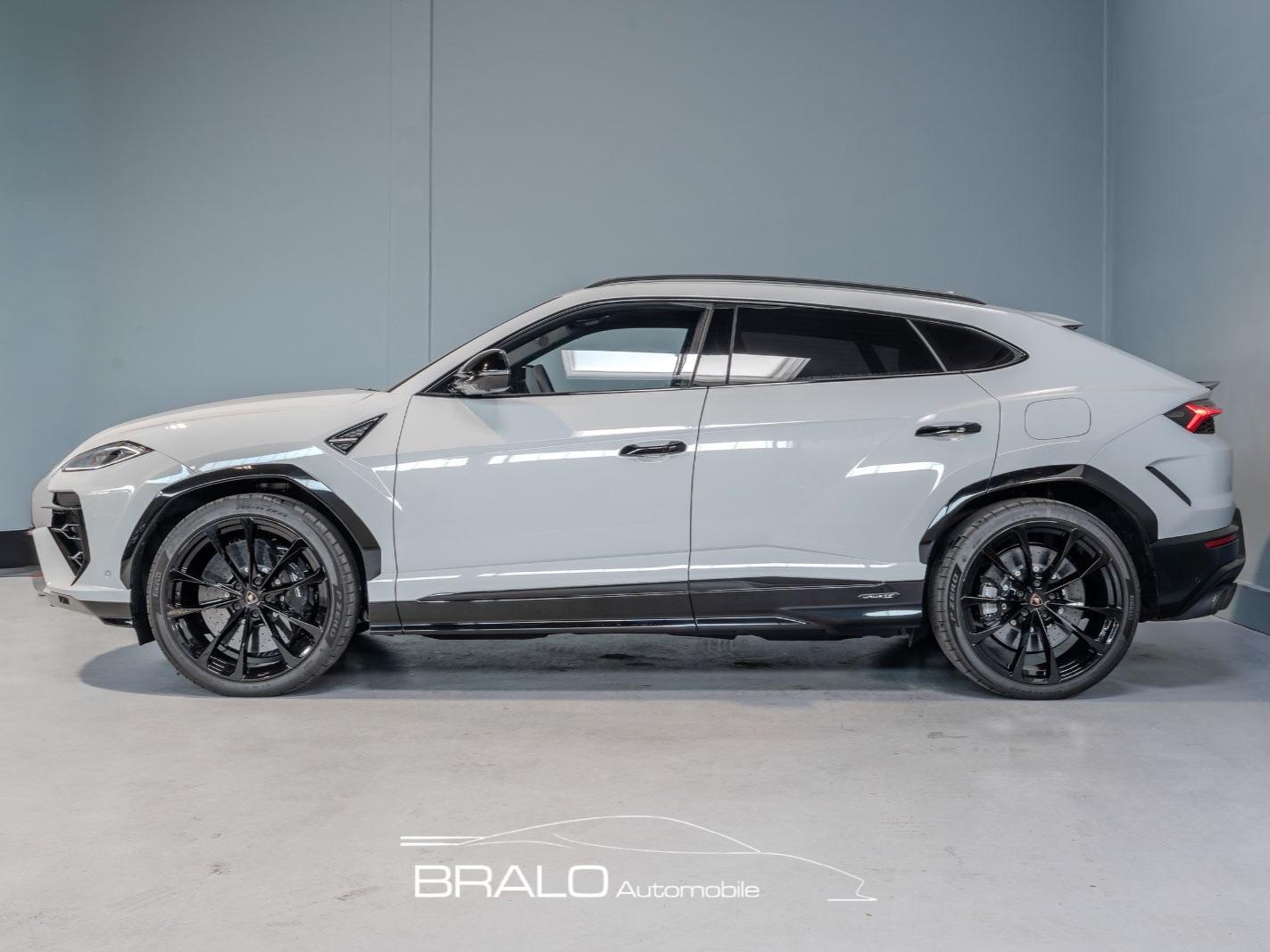 Lamborghini Urus 4.0 V8*SE*MASSAGE*PANO*STYLE PACK.*3D B&O