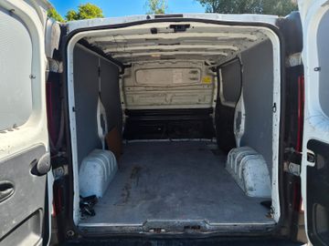 Renault Trafic - 11