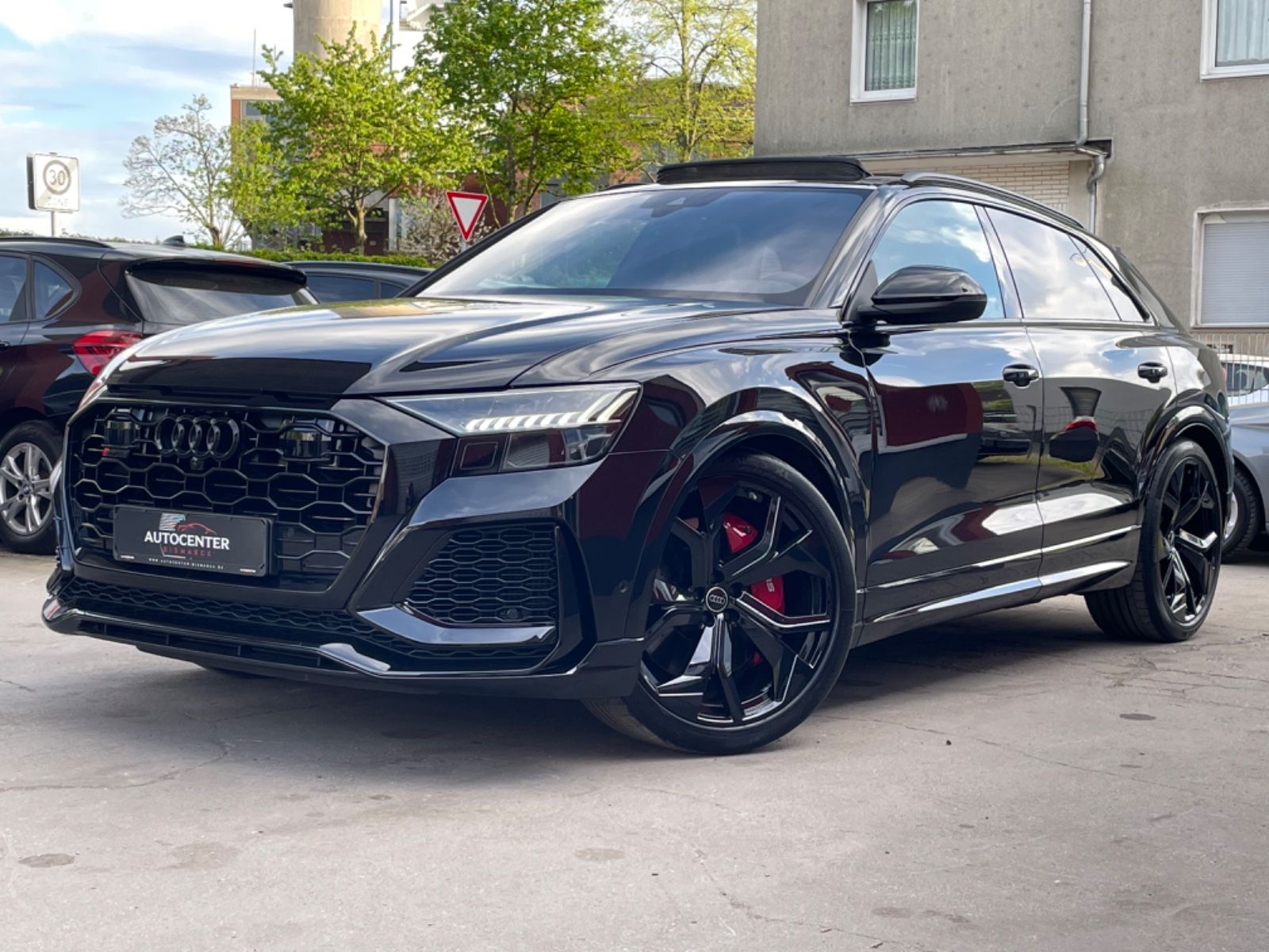 AUDI RSQ8 quattro*MATRIX*PANO*OPTIK*MEMORY*RS-ABGAS*