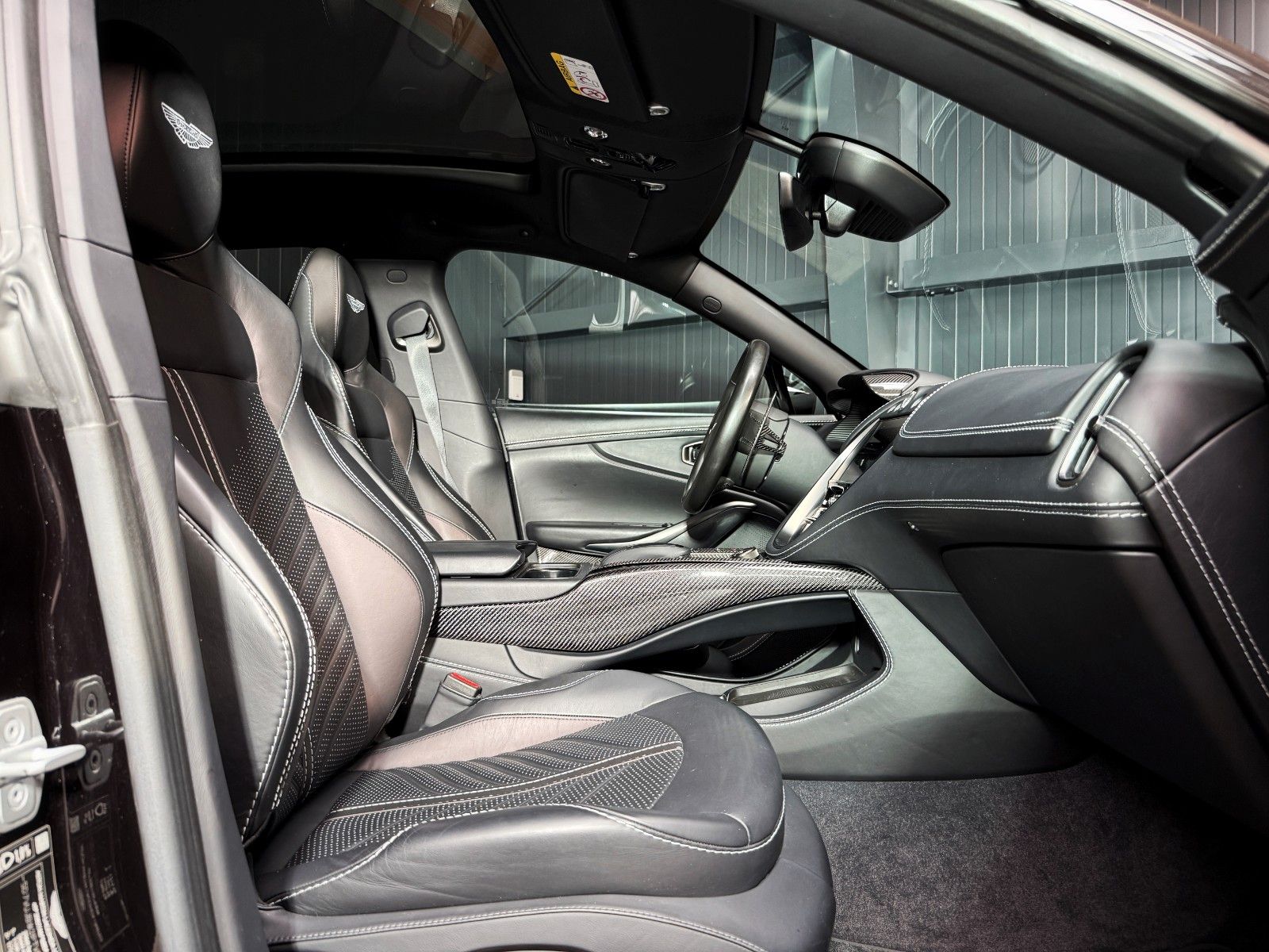 Fahrzeugabbildung Aston Martin DBX 4.0 V8 DBX707 + 2.Hand + Top Geplfegt