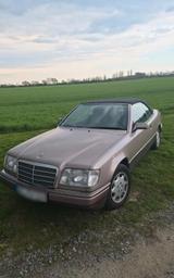 Mercedes-Benz Mercedes W124 220e Cabrio top - Mercedes-Benz 220: Cabrio