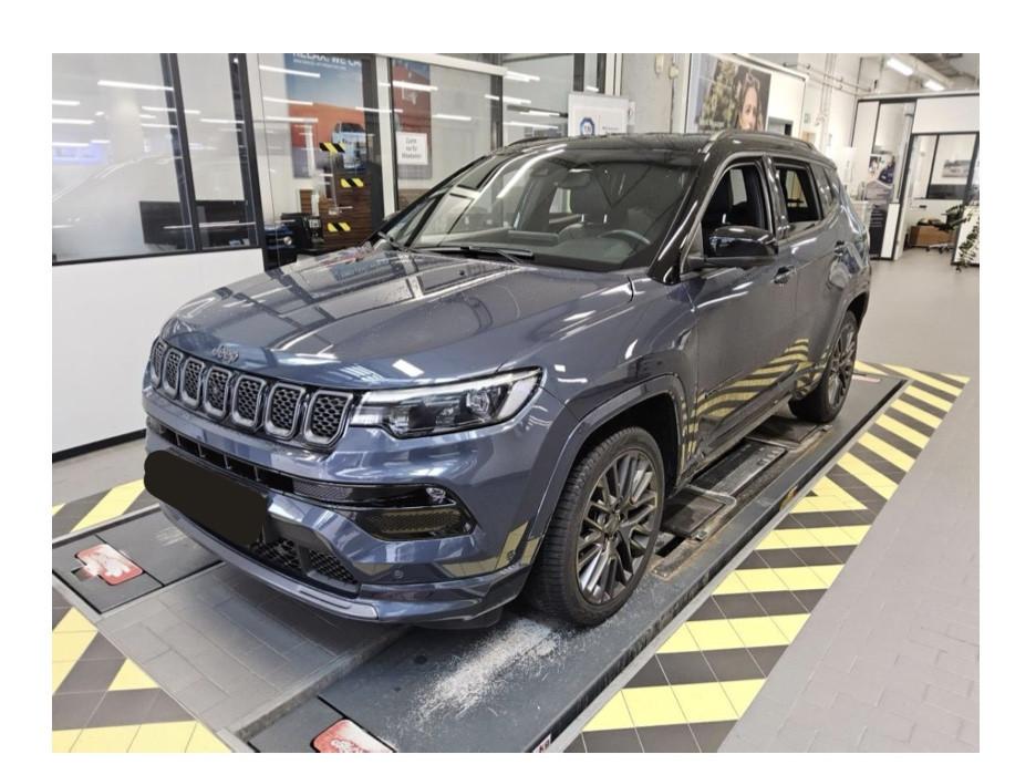 Jeep Compass S FWD Automatik Navi LED Leder SHZ R-Cam