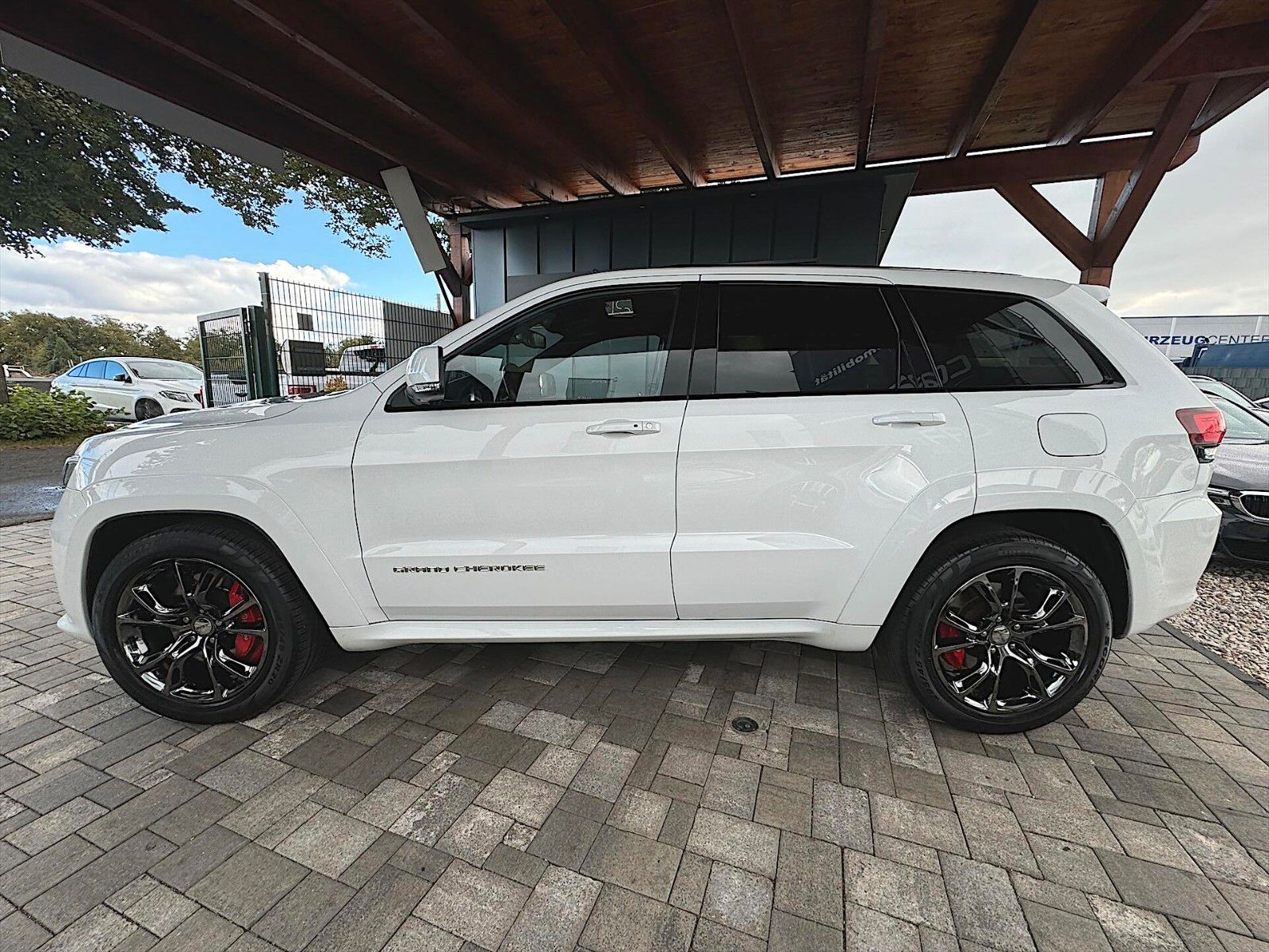 Fahrzeugabbildung Jeep Grand Cherokee 6.4 V8 HEMI SRT *EU Modell*Pano*