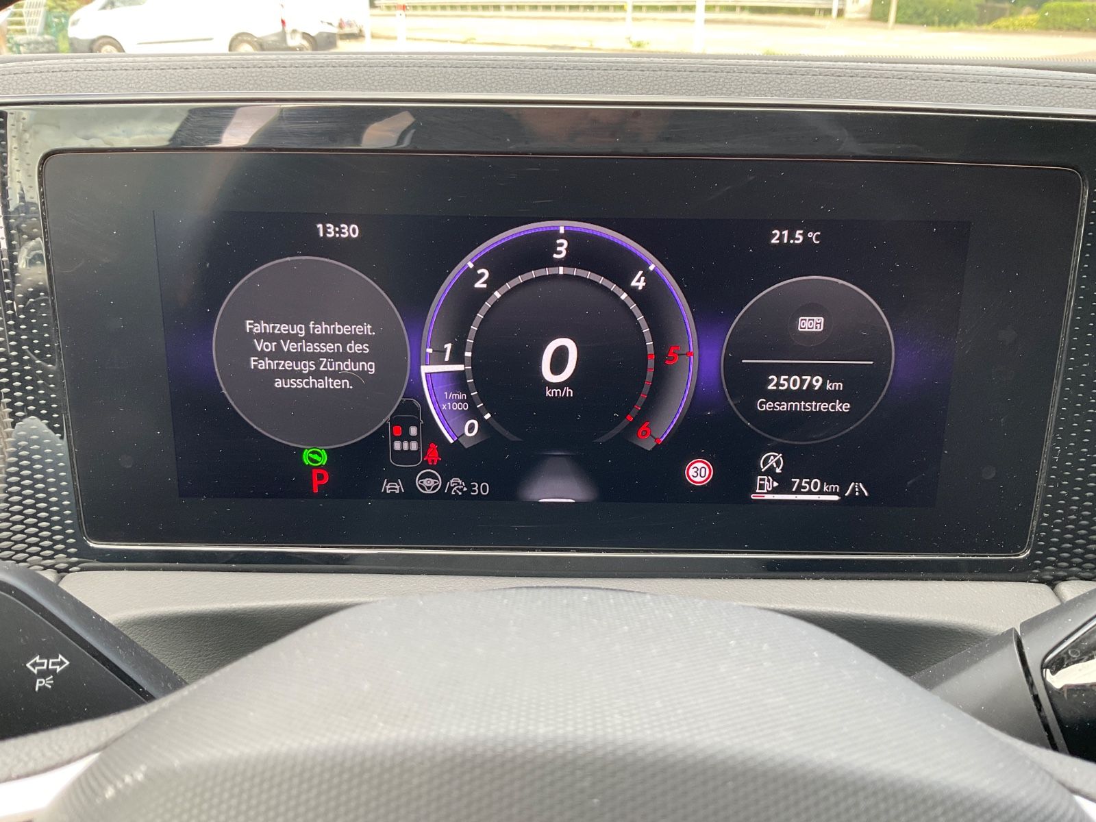 Fahrzeugabbildung Volkswagen Tiguan 2.0 TDI DSG ENERGY,AHK,Navi,IQLight,