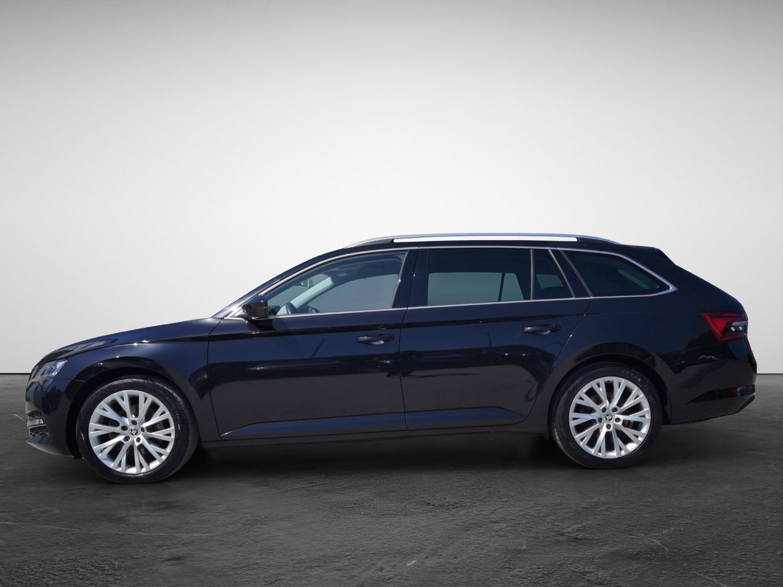 Skoda Superb Combi 2.0 TDI DSG Style  AHK Navi LED PDC imagem 3