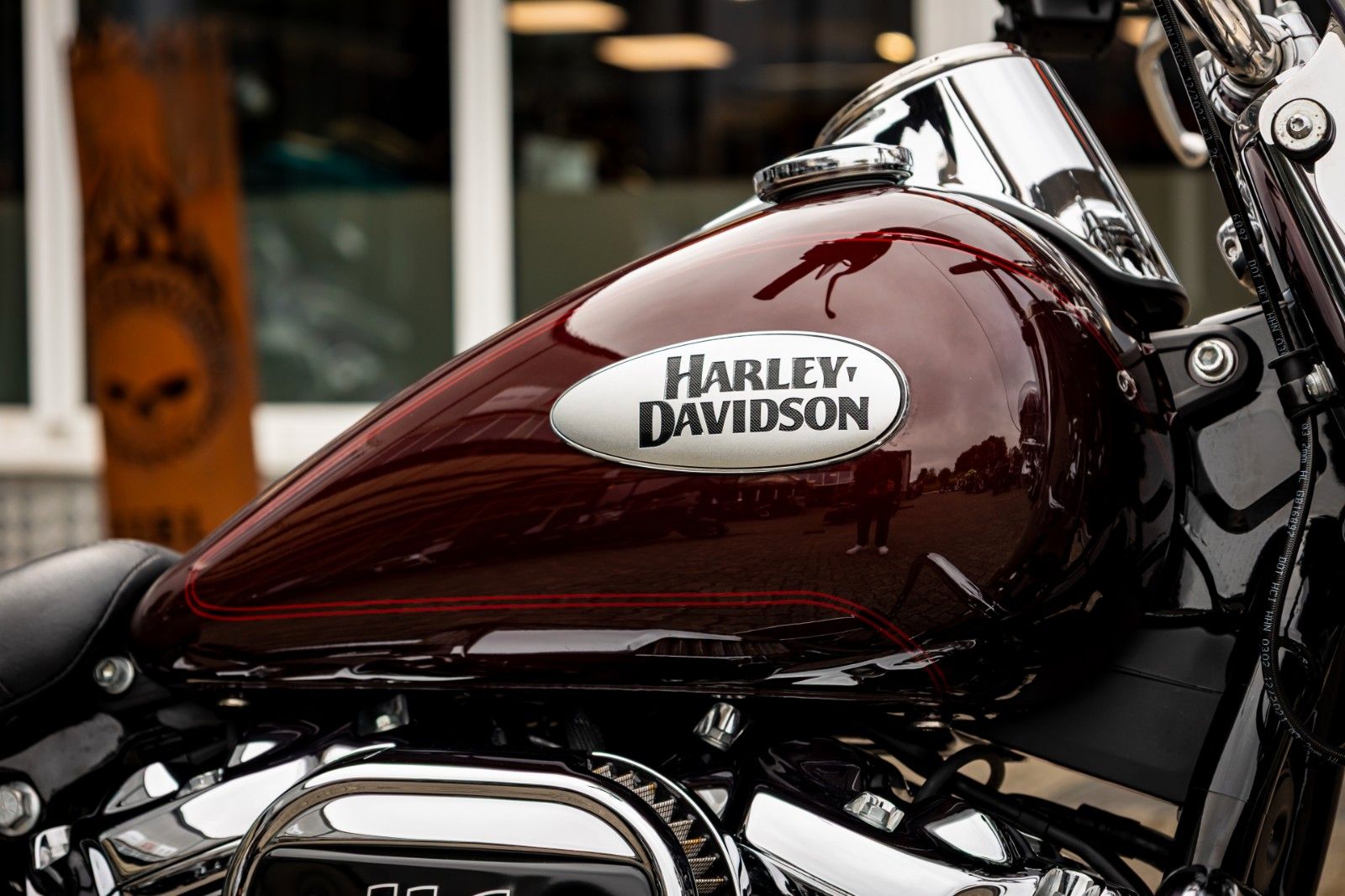 Fahrzeugabbildung Harley-Davidson Softail Heritage FLHCS 114 CUI -NEUWERTIG -