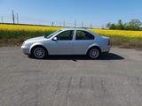Volkswagen VW Bora V5 High Line - Volkswagen Bora mit Benzin-Antrieb: Limousine, V5